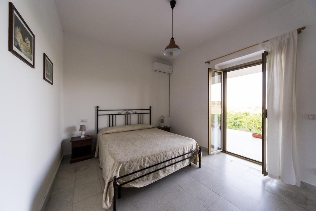 Agriturismo Il Giriatello Crotone Exterior photo